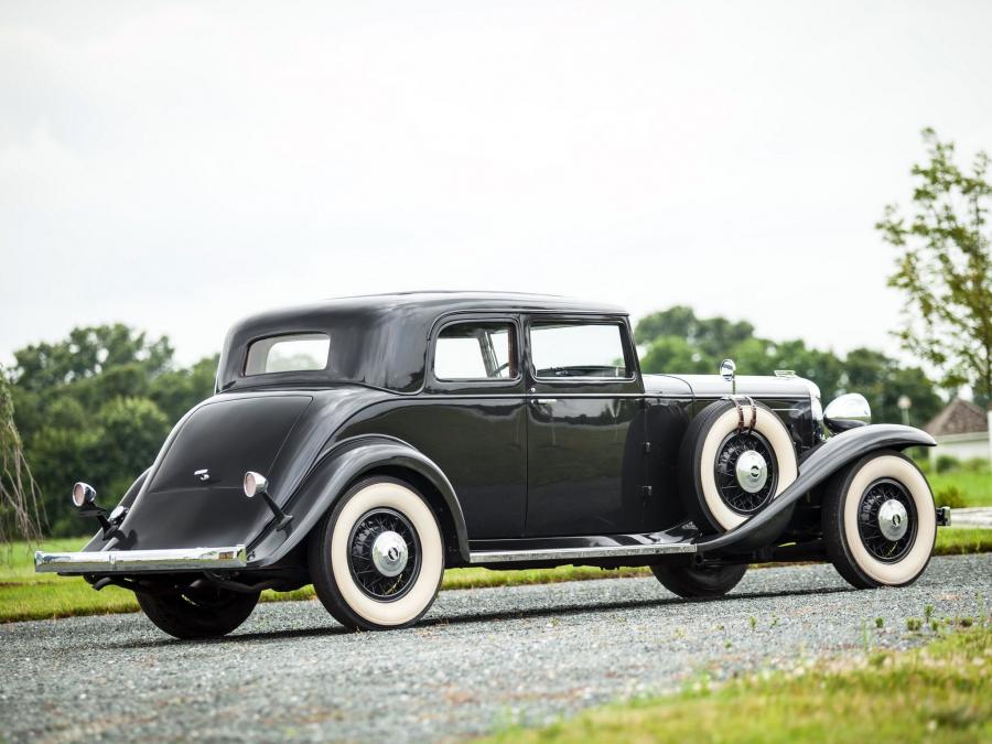  Marmon Sixteen Victoria Coupe 1932 года  (фото 6 из 19)